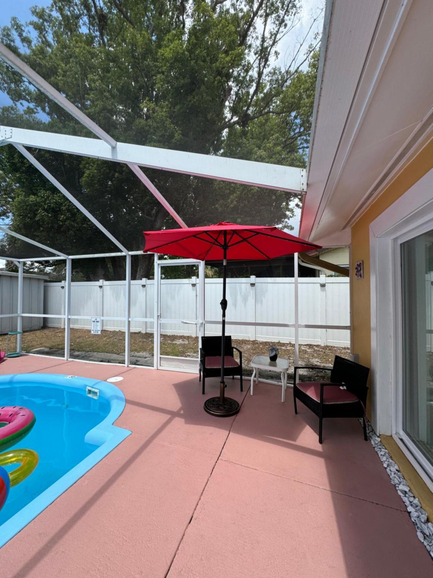 Cozy Family In With Private & Heated Pool, Pool Table And Kids Play Area Holiday home